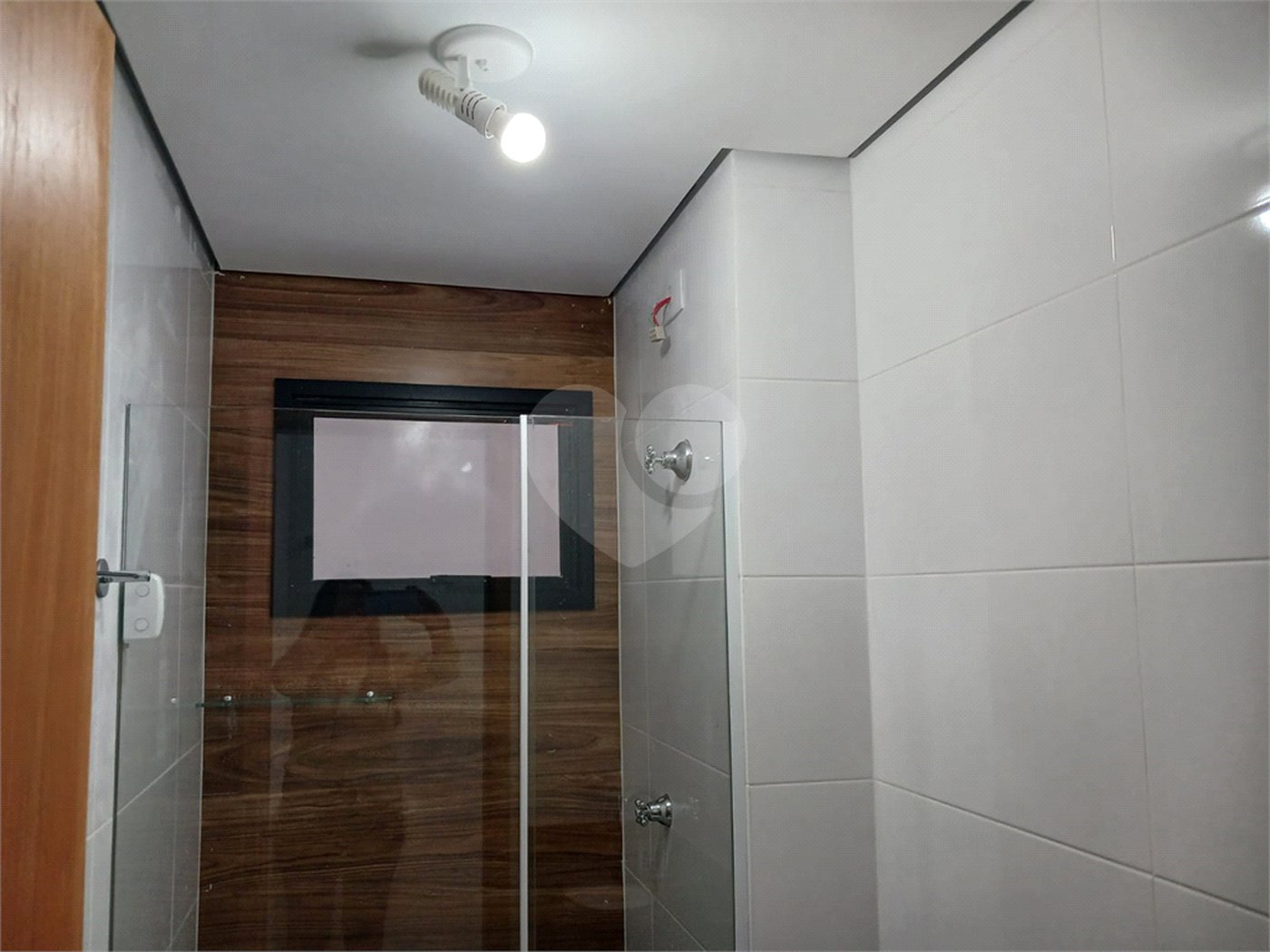 Casa para alugar com 1 quarto no condomínio Edificio Cometa, São Paulo - SP