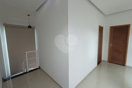 Casa à venda com 3 quartos, sendo 2 suítes, no condomínio Village da Posse, Rio de Janeiro - RJ