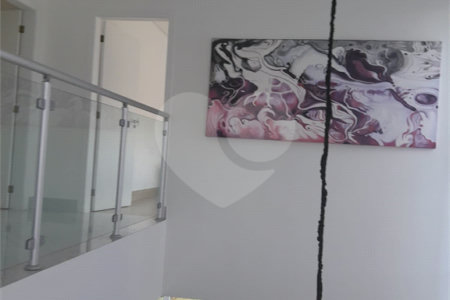 Casa à venda com 3 suítes em Moinho Velho, Cotia, SP