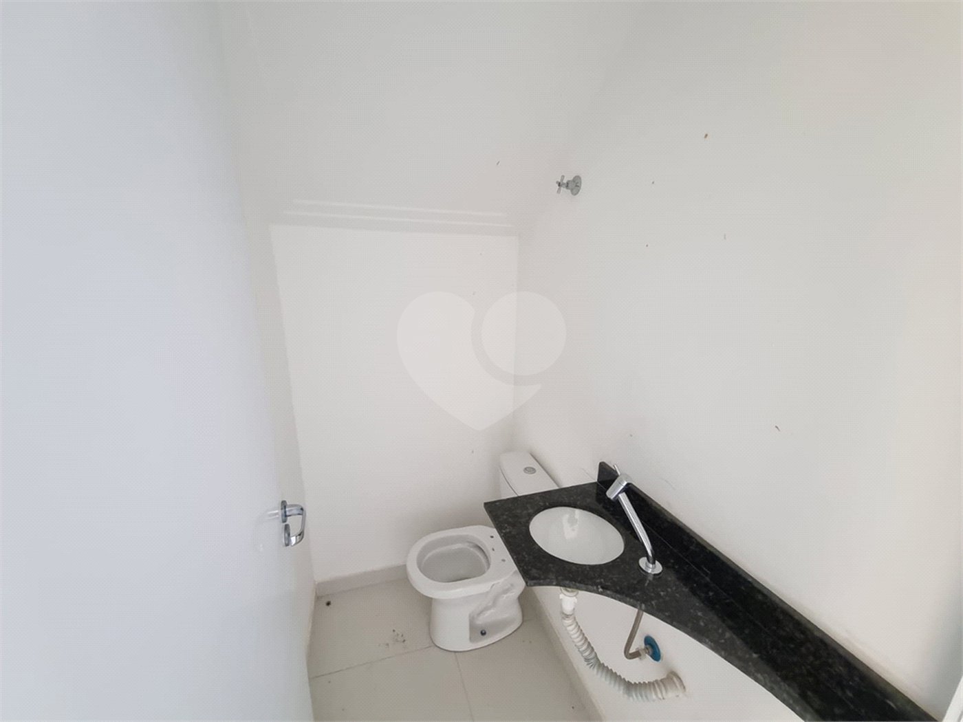 Casa à venda com 2 suítes no condomínio Residencial Américo Figueiredo, Sorocaba - SP