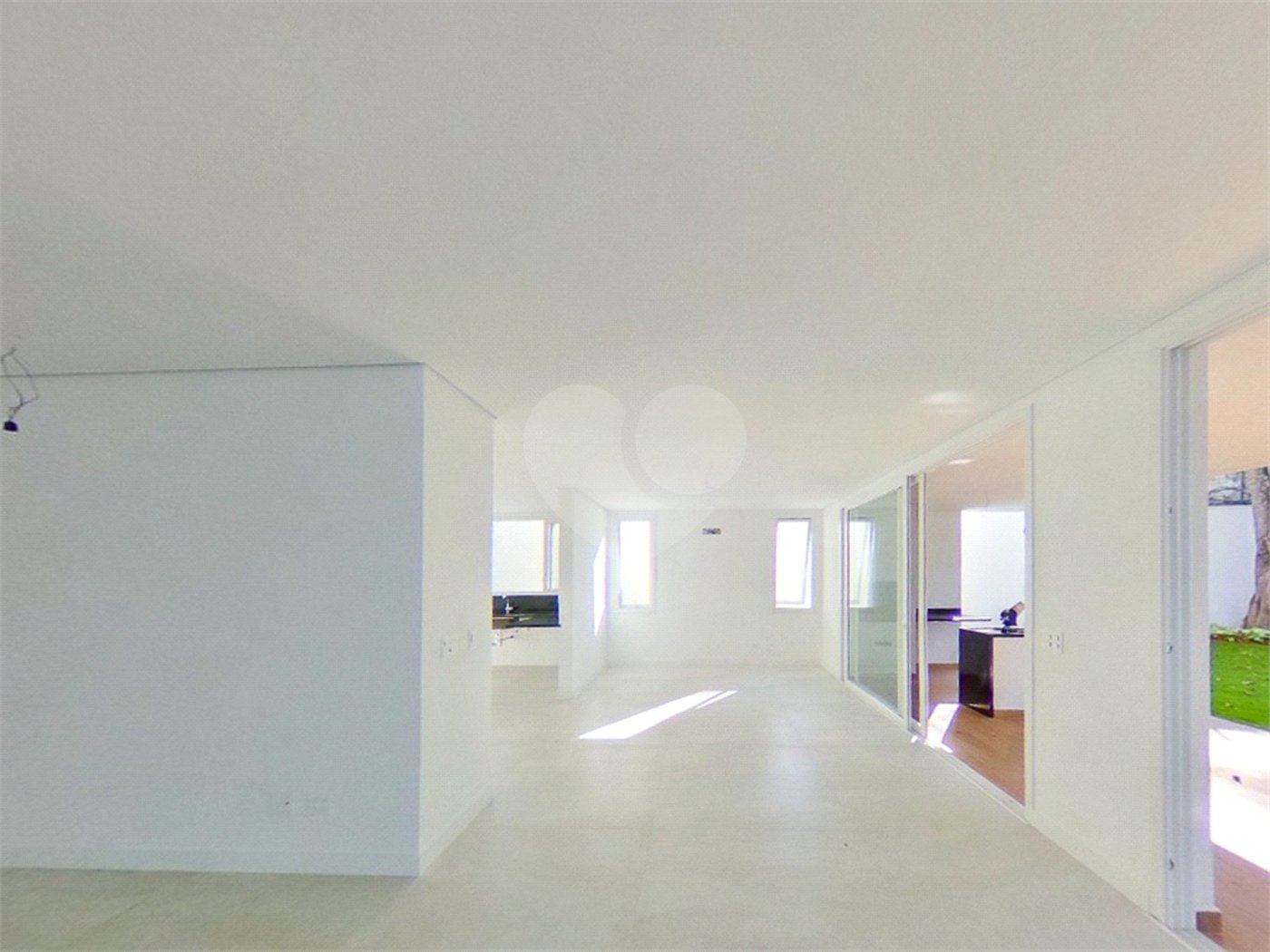 Casa à venda com 4 quartos, sendo 3 suítes,  em Jardim Marajoara, São Paulo, SP