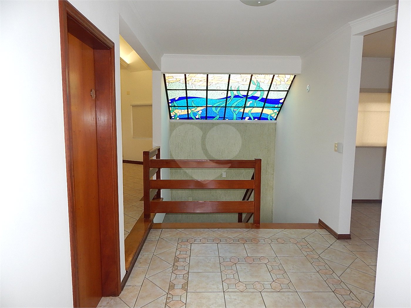 Casa à venda com 3 quartos, sendo 1 suíte, no condomínio Alpes de Vinhedo, Vinhedo - SP