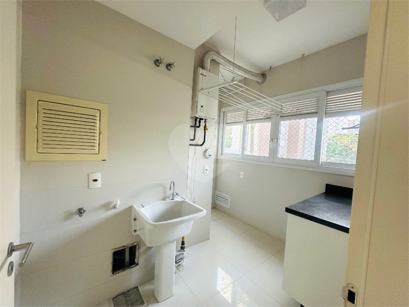 Apartamento à venda com 4 quartos, sendo 2 suítes, em Paraíso, São Paulo, SP