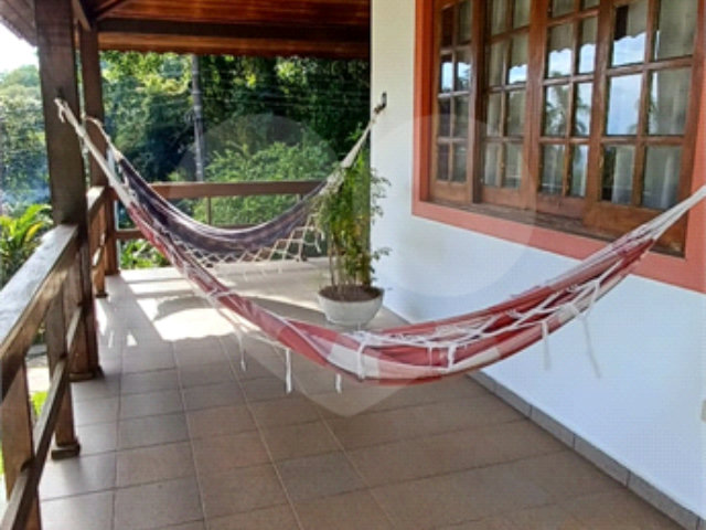 Casa à venda com 3 quartos, sendo 1 suíte,  no condomínio Clube de Campo Fazenda Tabarã, Mairiporã - SP