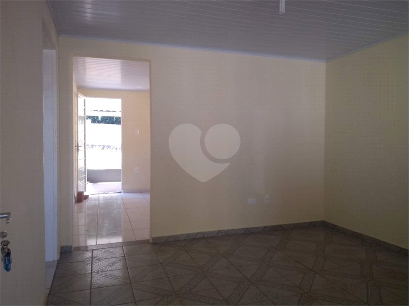 Casa á venda no Jardim são Batista.