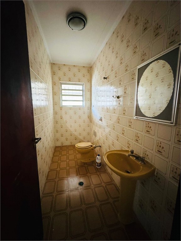 Casa à venda com 4 quartos, sendo 2 suítes,  em Vila Galvão, Guarulhos, SP