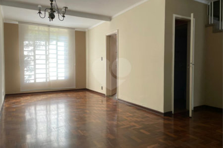 Sobrado para alugar com 3 quartos, sendo 2 suítes, em Itaim Bibi, São Paulo, SP