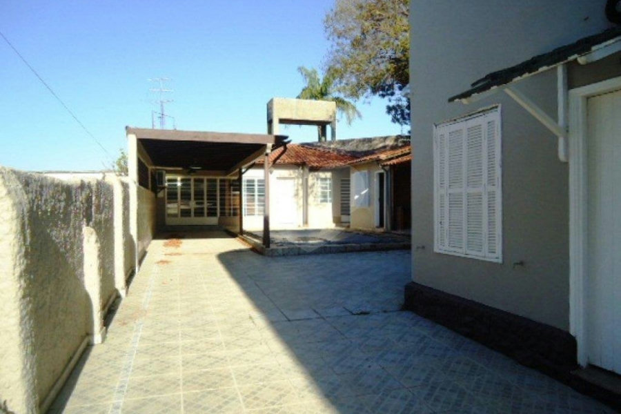 Casa à venda com 4 quartos, sendo 1 suíte, em Jardim São Bento, São Paulo, SP