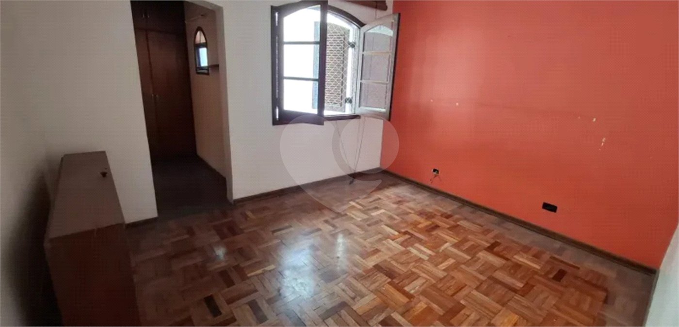 Sobrado à venda com 3 quartos, sendo 1 suíte, em Jardim Bonfiglioli, São Paulo, SP