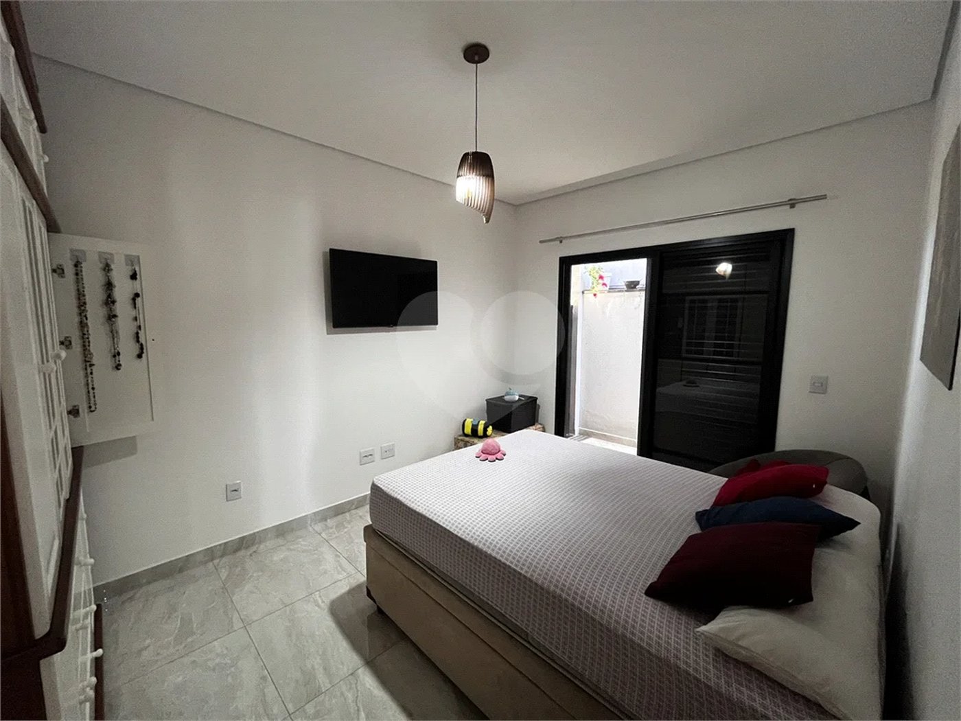 Casa à venda com 3 quartos, sendo 1 suíte, no condomínio Phytus, Itupeva - SP