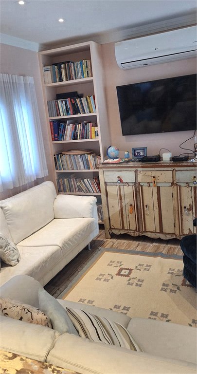 Casa à venda com 3 quartos, sendo 1 suíte, em Condomínio Flamboyant-b, Atibaia, SP