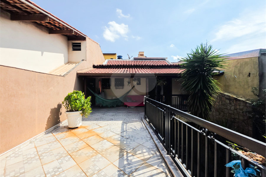 Casa à venda com 4 quartos, sendo 1 suíte, em Sapopemba, São Paulo, SP
