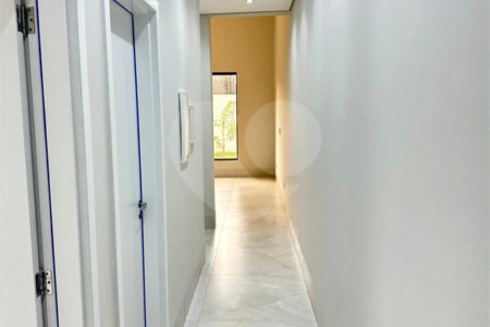 Casa à venda com 3 quartos, sendo 1 suíte, em Jardim das Palmeiras, Cuiabá, MT