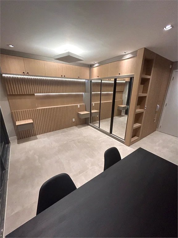 Apartamento à venda ou para alugar com 1 suíte em Pinheiros, São Paulo, SP