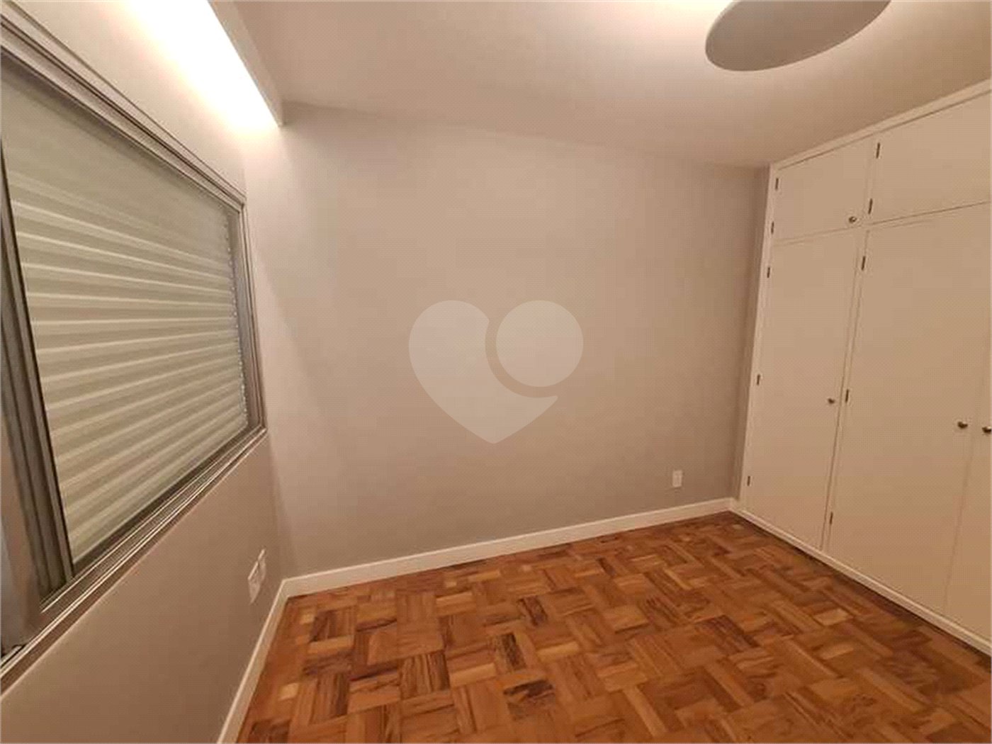 Apartamento à venda com 3 quartos, sendo 1 suíte, em Itaim Bibi, São Paulo, SP