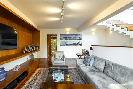Casa à venda com 4 suítes no condomínio Vila Flora, São Paulo - SP