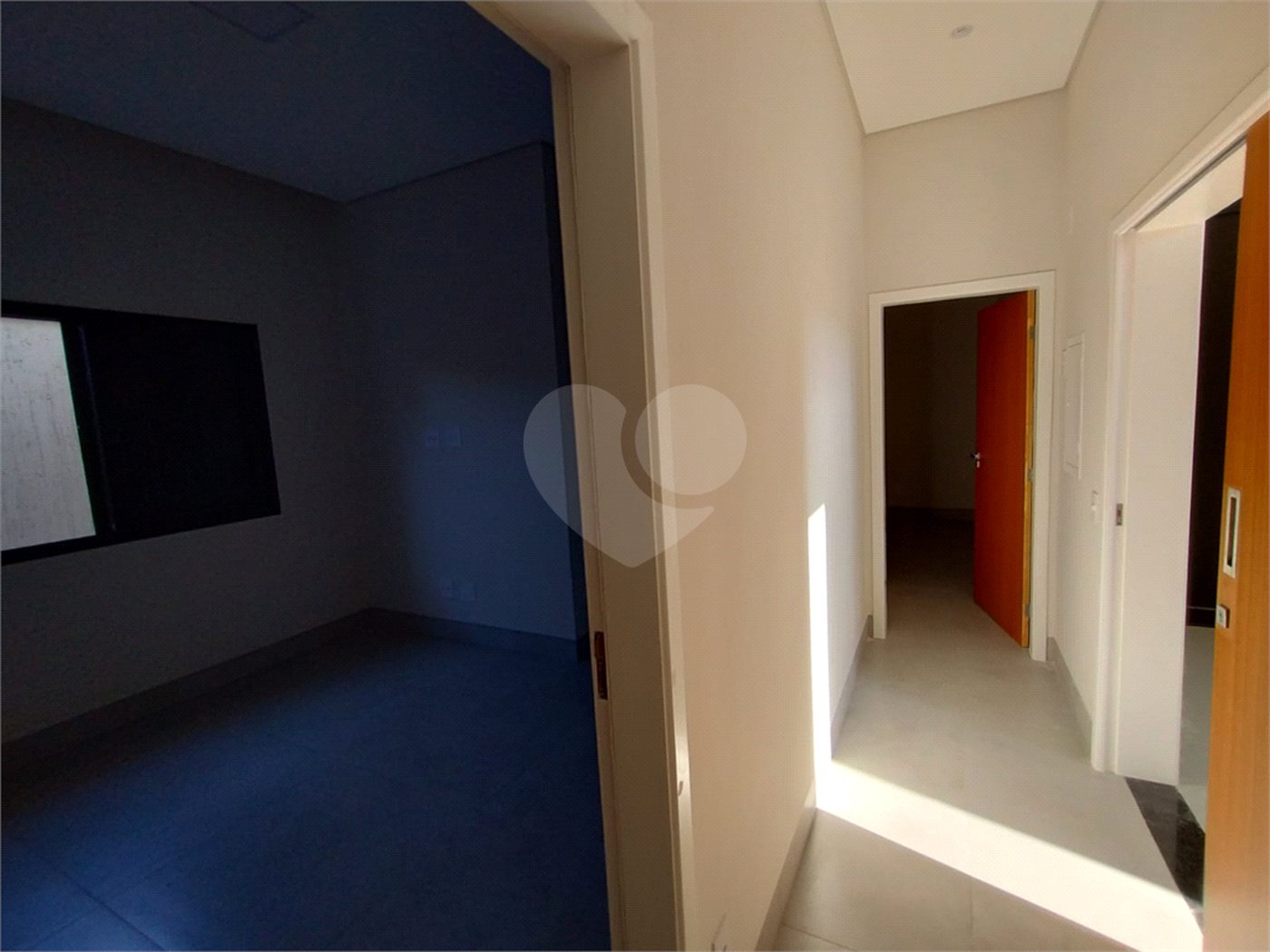 Casa à venda com 3 suítes no condomínio Residencial Golden Ville, Itapetininga - SP