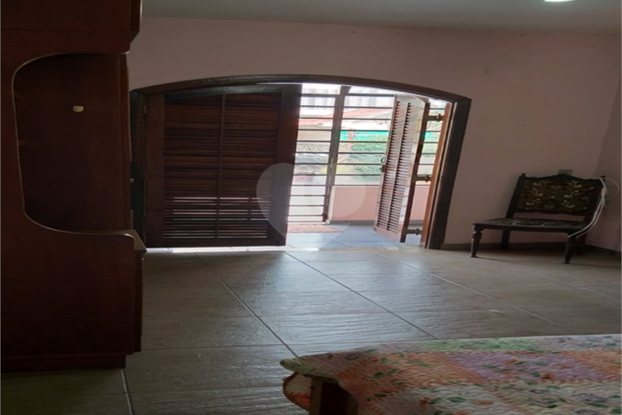 Sobrado à venda com 3 quartos em Santana, São Paulo, SP