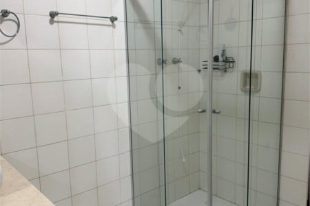 Apartamento à venda com 3 quartos, sendo 1 suíte, no Centro, Suzano, SP