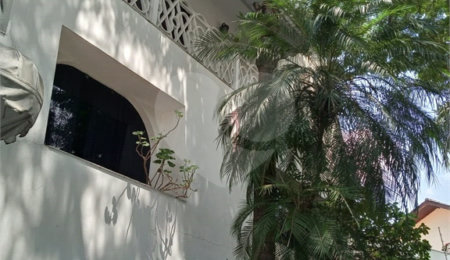 Sobrado à venda com 6 suítes em Jardim Franca, São Paulo, SP