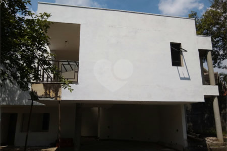 Sobrado à venda com 4 quartos, sendo 3 suítes,  em Morumbi, São Paulo, SP