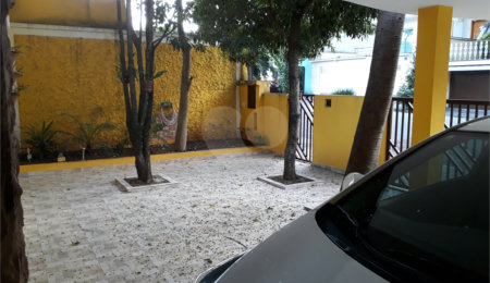 Sobrado à venda com 3 quartos, sendo 1 suíte,  em Tremembé, São Paulo, SP