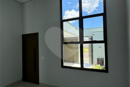 Casa à venda com 3 quartos, sendo 1 suíte, em Jardim Bom Sucesso, Indaiatuba, SP