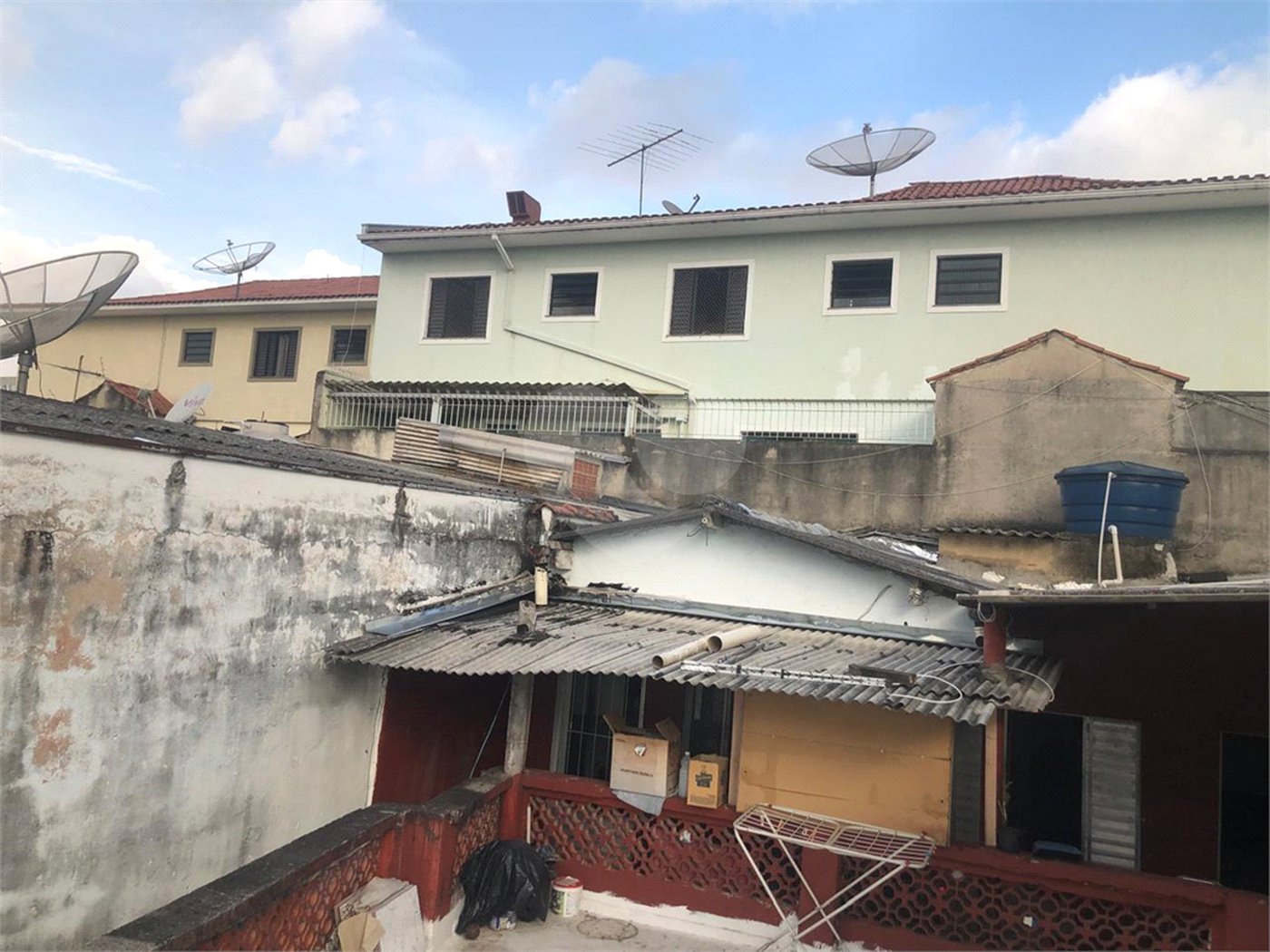 Casa Térrea à venda com 6 quartos, sendo 2 suítes, em Vila Mazzei, São Paulo, SP