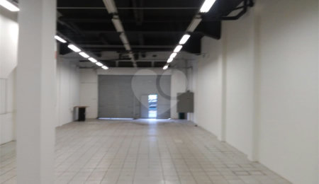 Prédio à venda em Santana, São Paulo, SP