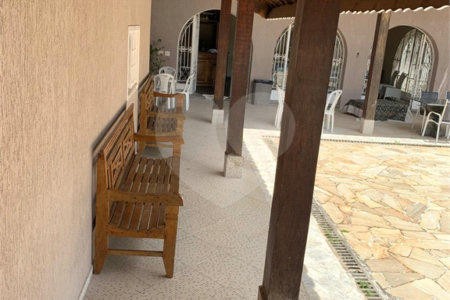 Casa à venda com 4 suítes em Jardim Residencial Santa Luiza, Atibaia, SP