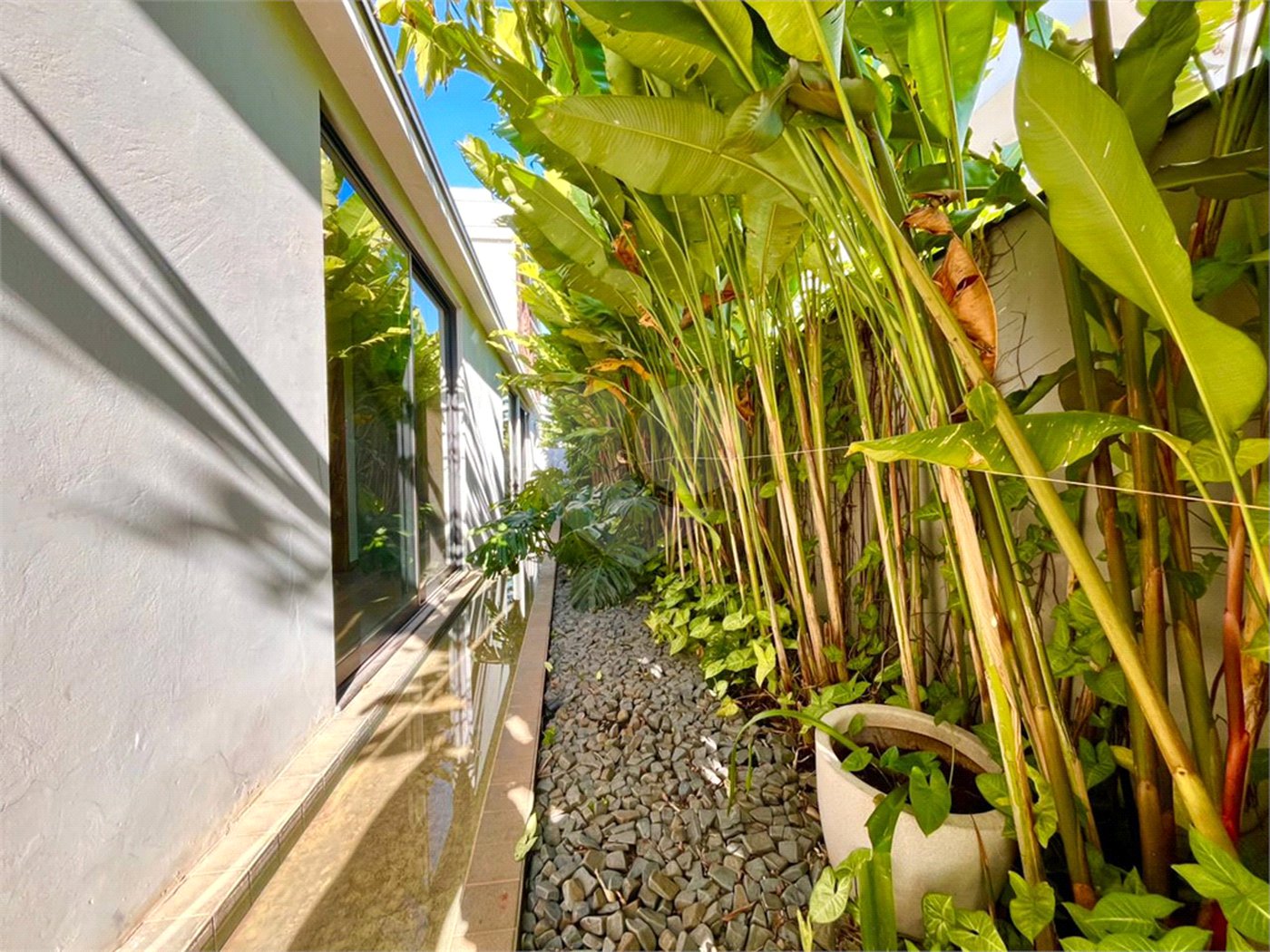Casa à venda com 4 suítes no condomínio Fazenda Imperial, Sorocaba - SP