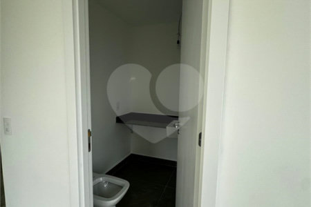 Apartamento à venda com 2 suítes em Pinheiros, São Paulo, SP