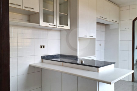 Sobrado à venda com 3 quartos, sendo 1 suíte, em Vila Maria Alta, São Paulo, SP
