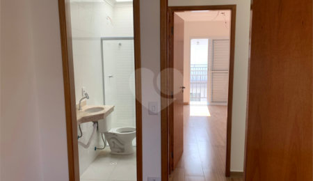 Casa à venda com 2 suítes no condomínio Residencial Napoles, São Paulo - SP