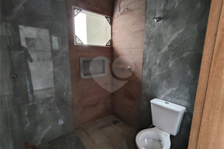 Casa à venda com 3 quartos, sendo 1 suíte, em Parque Itapê, Itapetininga, SP
