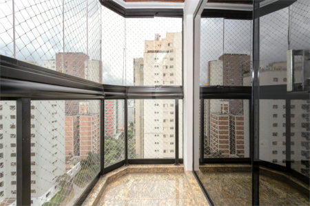 Apartamento à venda com 4 quartos, sendo 3 suítes, em Perdizes, São Paulo, SP
