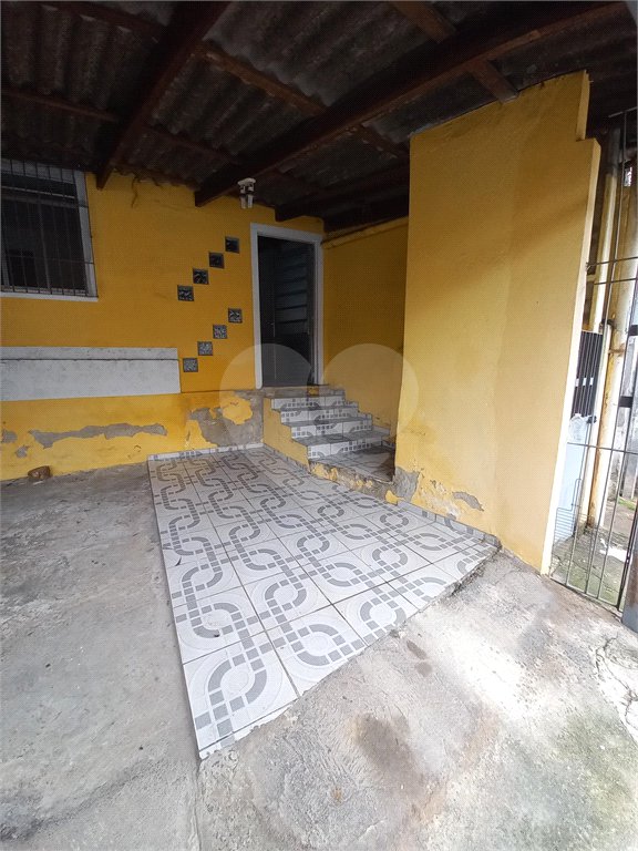 Casa à venda com 5 quartos, sendo 1 suíte, em Jardim Novo Taboão, São Paulo, SP