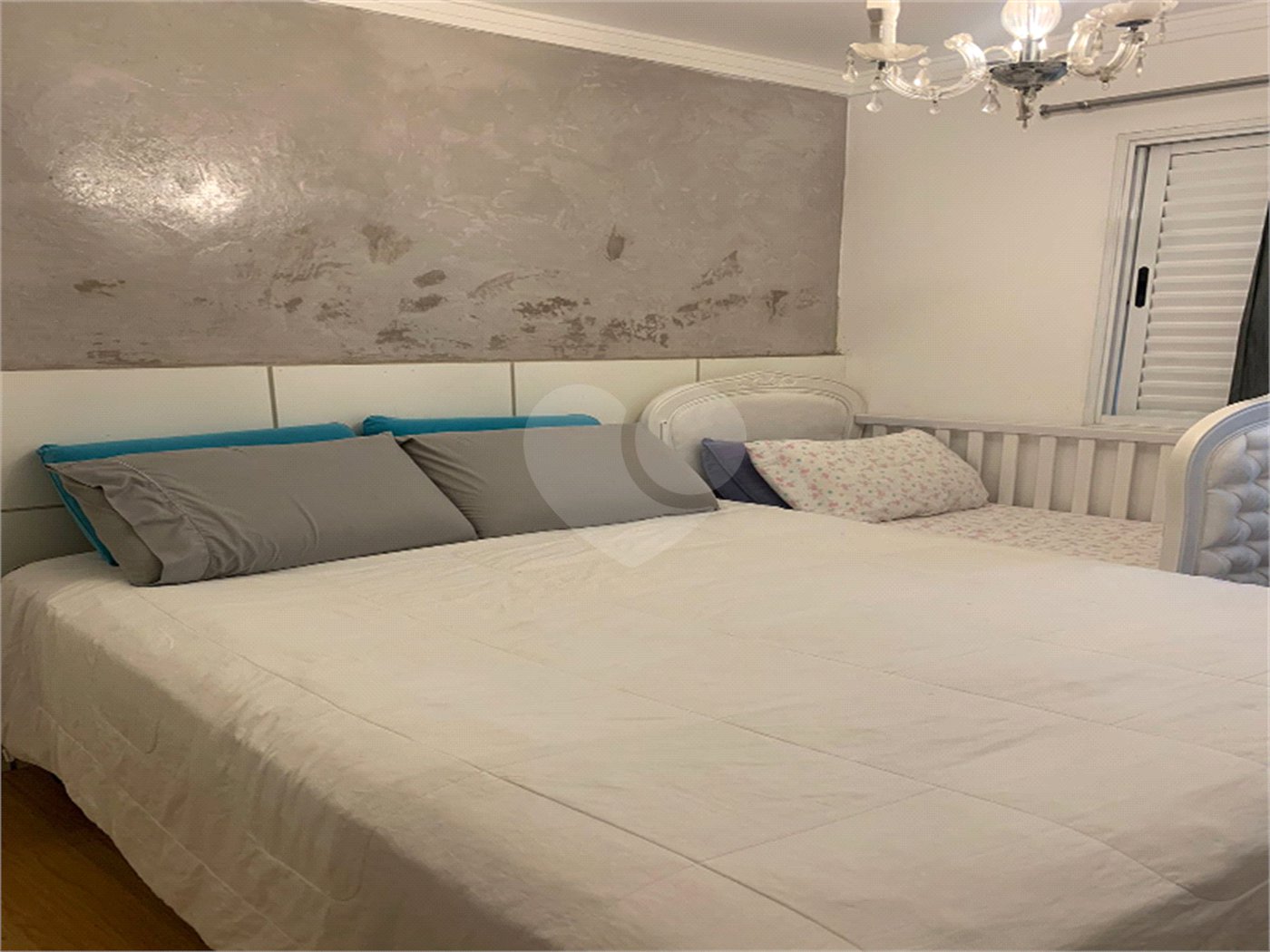 Apartamento à venda com 3 quartos, sendo 2 suítes, em Cidade São Francisco, São Paulo, SP