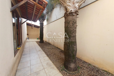 Casa à venda com 4 quartos, sendo 2 suítes, em Jardim Residencial Deolinda Guerra, Sorocaba, SP