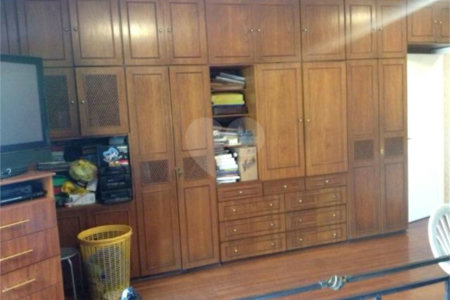 Sobrado à venda com 3 quartos, sendo 1 suíte, em Vila Guarani (z Sul), São Paulo, SP