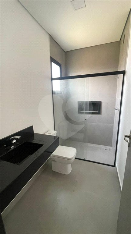 Casa à venda ou para alugar com 3 suítes no condomínio Villa Real, Bragança Paulista - SP