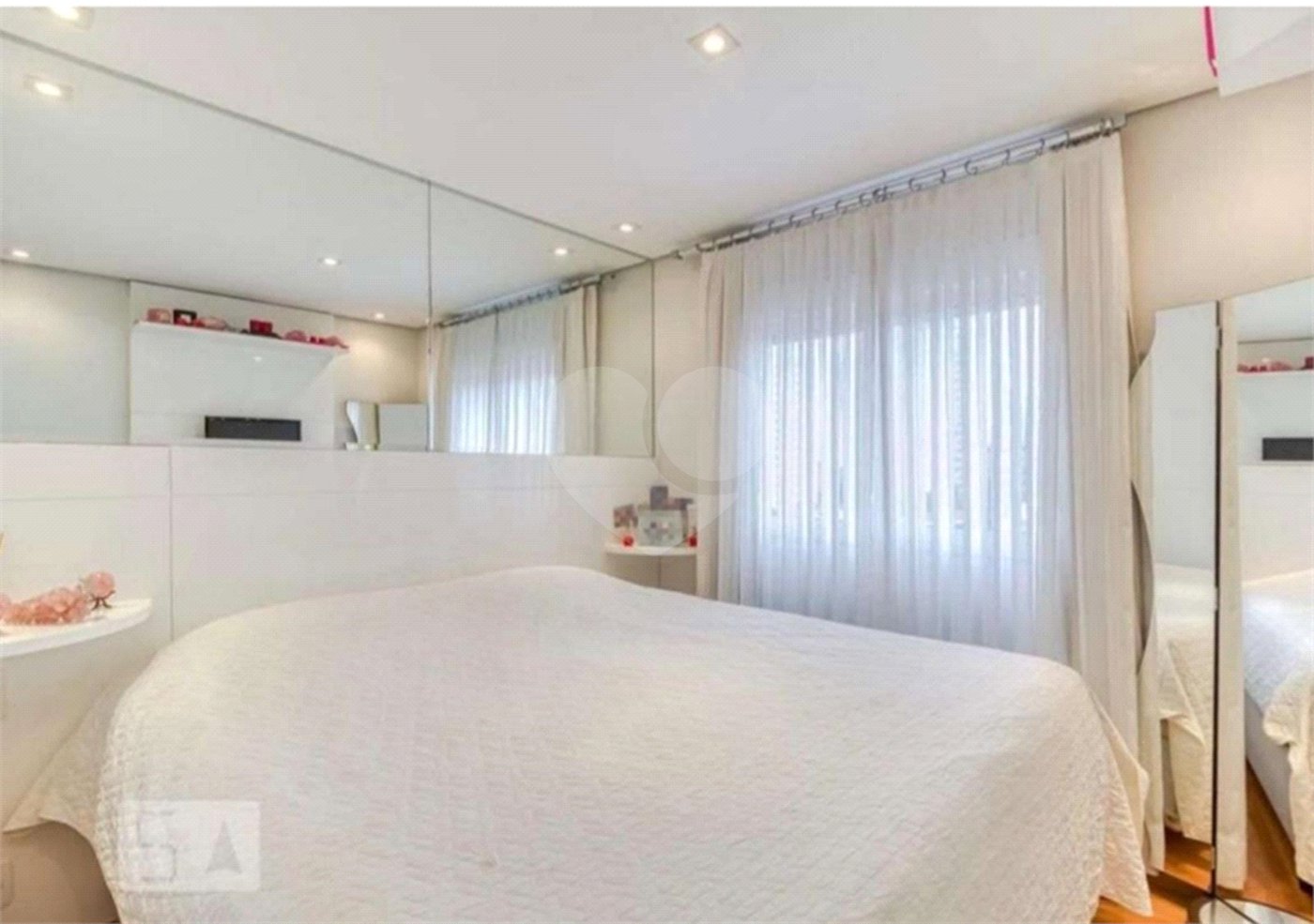 Apartamento para alugar com 2 quartos, sendo 1 suíte, em Ibirapuera, São Paulo, SP