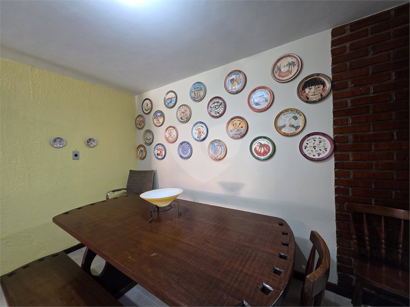 Casa à venda com 4 quartos, sendo 2 suítes, em Geribá, Armação dos Búzios, RJ