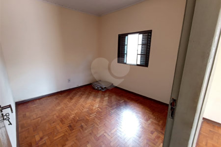 Casa à venda com 2 quartos no Centro, Itapetininga, SP