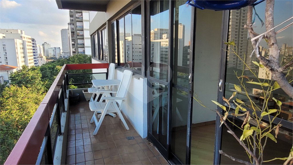 Apartamento à venda com 4 quartos, sendo 1 suíte, em Sumaré, São Paulo, SP