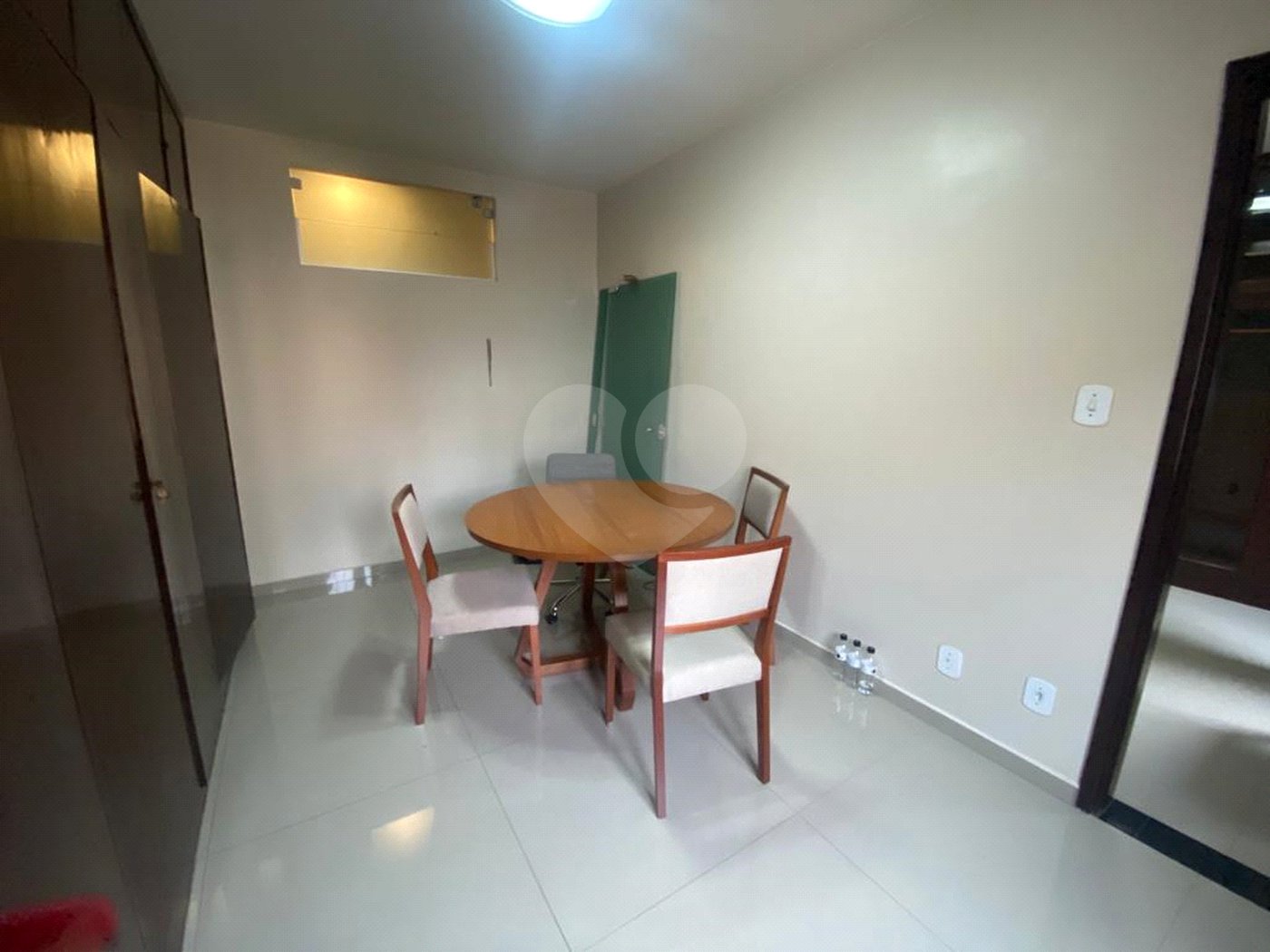 Casa à venda com 5 quartos, sendo 1 suíte,  no condomínio Casa, São Paulo - SP