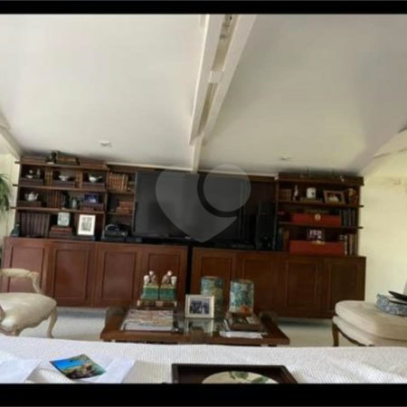 Casa Térrea à venda ou para alugar com 4 quartos, sendo 2 suítes,  em Jardim Guedala, São Paulo, SP