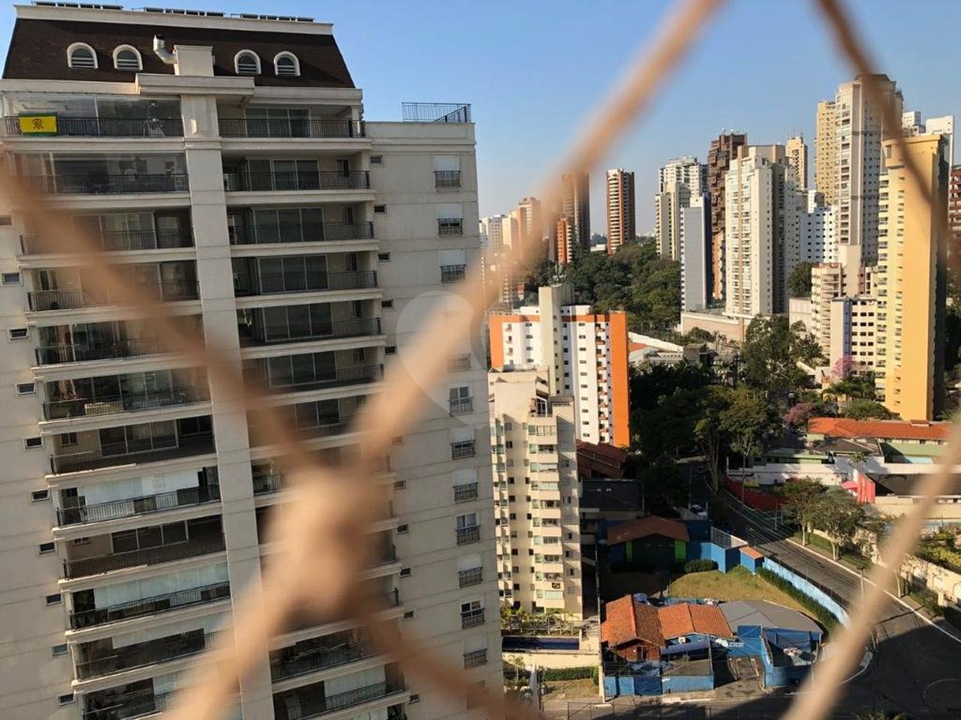 Apartamento à venda com 3 suítes em Vila Suzana, São Paulo, SP