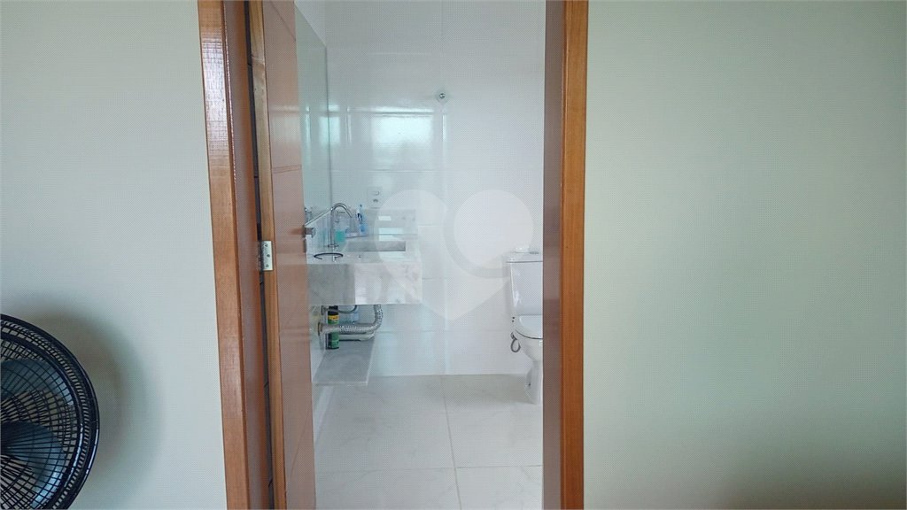Casa à venda com 5 suítes no condomínio Village da Serra, Araçoiaba da Serra - SP