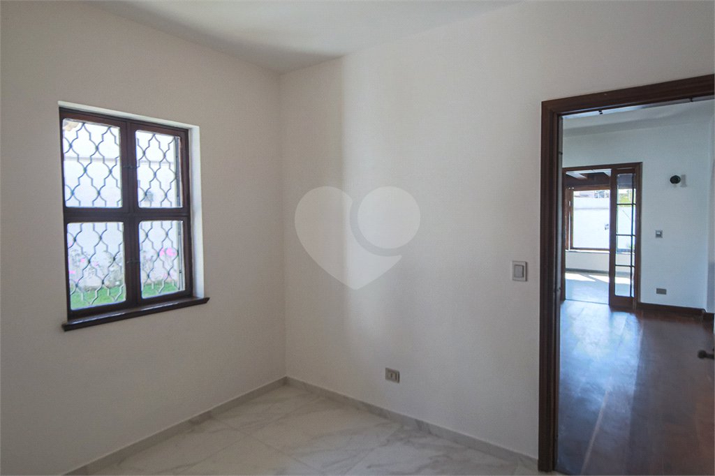 Casa Térrea à venda ou para alugar com 4 quartos, sendo 3 suítes, em Alto da Boa Vista, São Paulo, SP